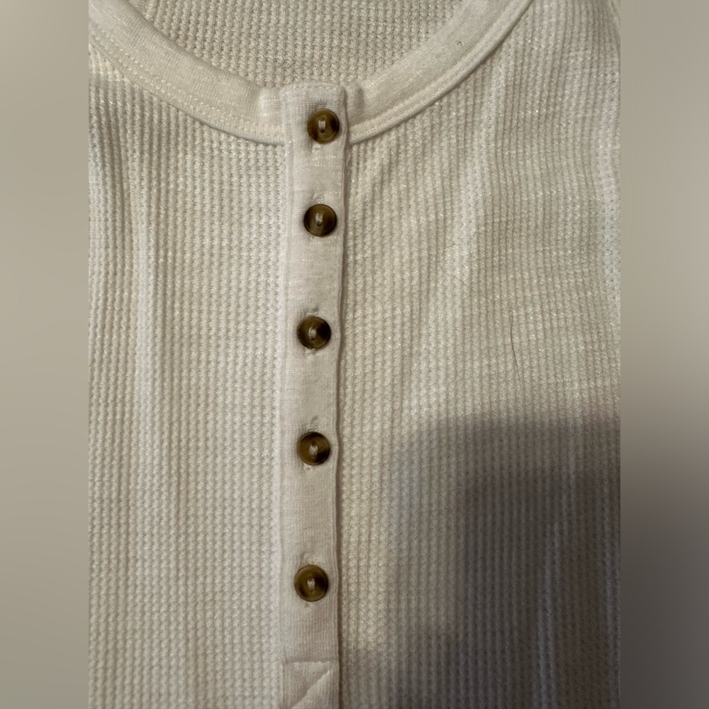 Aerie button tank top - Picture 2 of 3